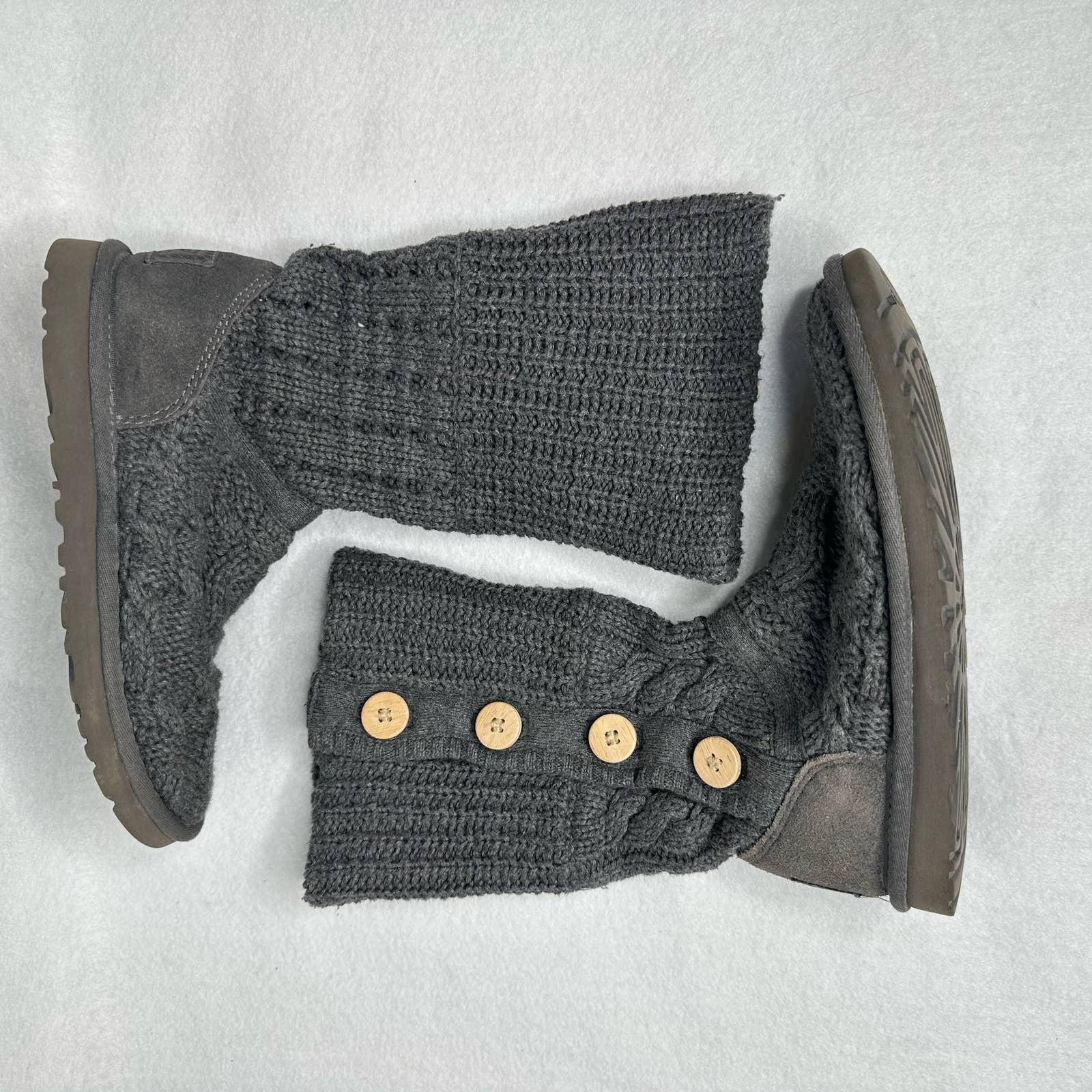 Ugg Knit Sweater Boots 4 Button Detail Gray Womens Size 5